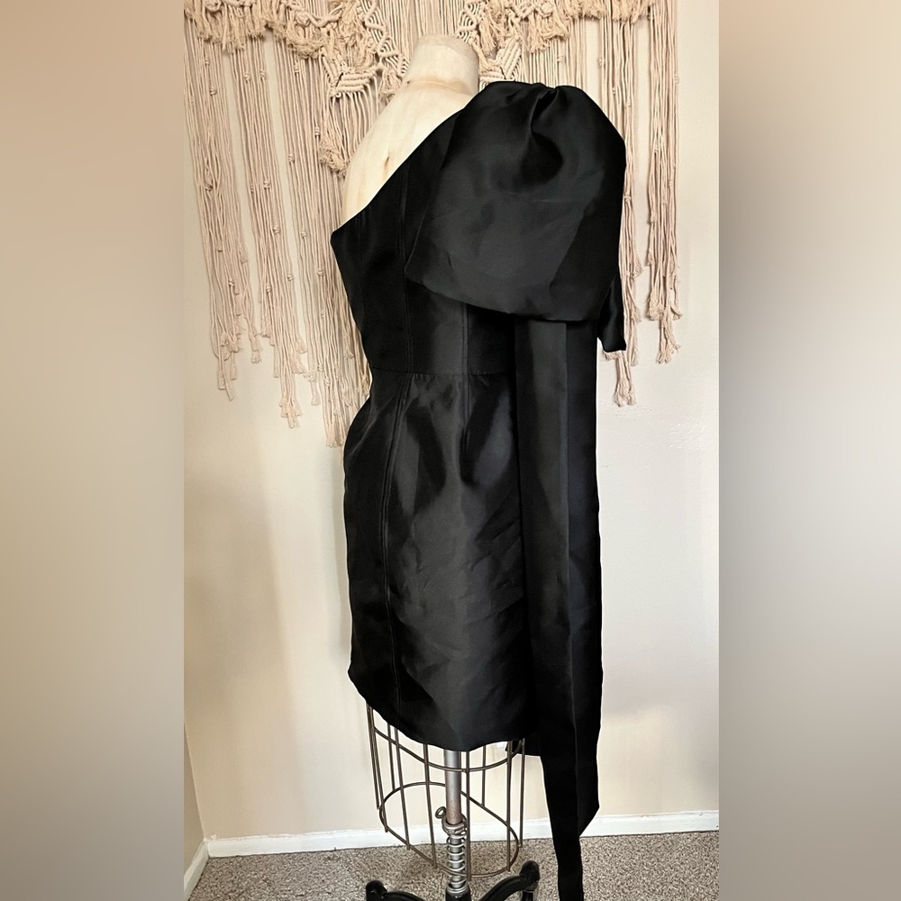 NWT Toccin $795 Black Bow One Shoulder Dress NWT Size 6 - Picture 4 of 12